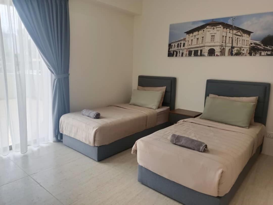 By The Sea Batu Ferringhi Apartment Ngoại thất bức ảnh